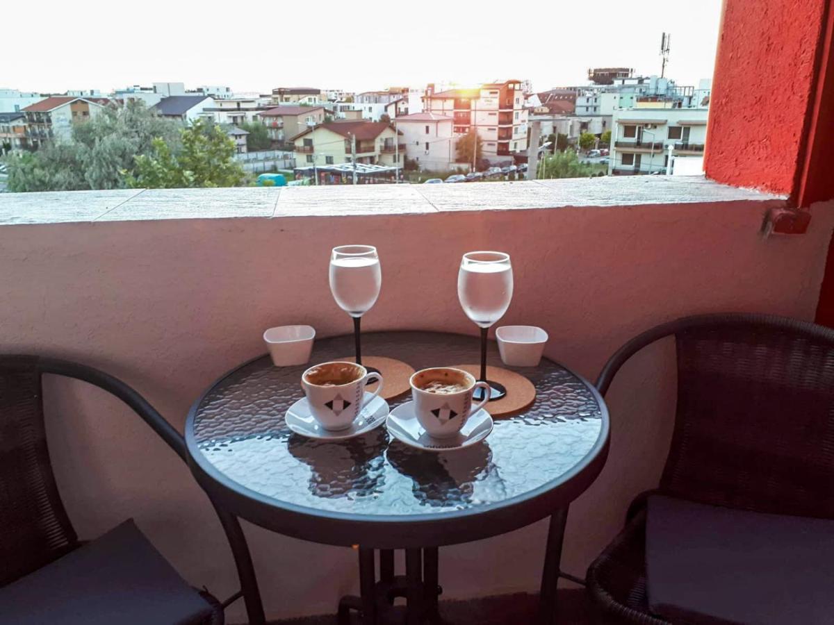 Apartament George Lägenhet Năvodari Exteriör bild